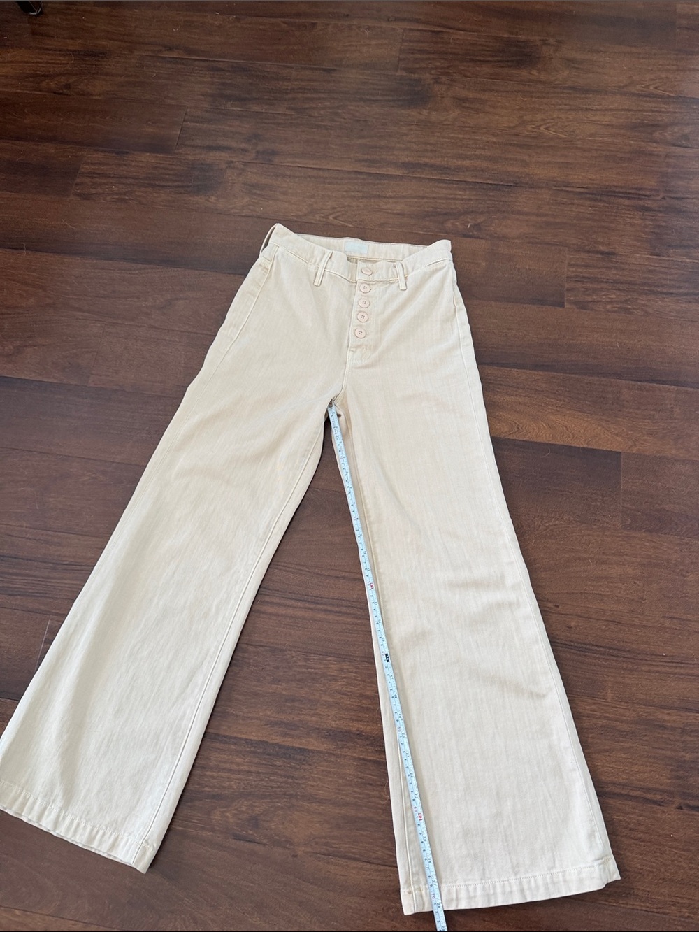 MOTHER The Pixie Swooner Roller Flood High-Rise Wide-Leg Jeans in Cream - Picture 6 of 14